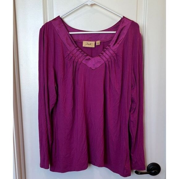Niotto Pleated V-Neck Blouse Fuscia Long Sleeve Rayon Top Womens Plus Size 1X - Picture 2 of 4